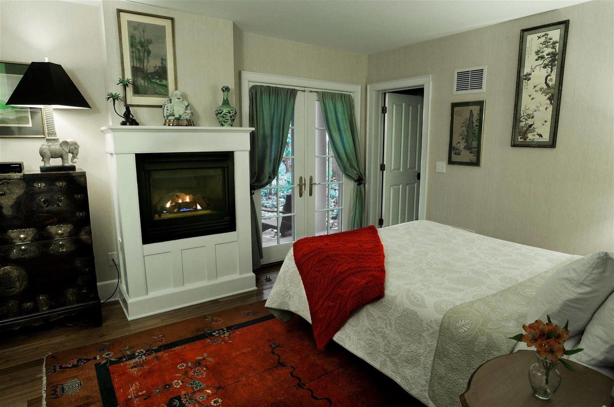 Buttermilk Falls Inn & Spa Milton Luaran gambar